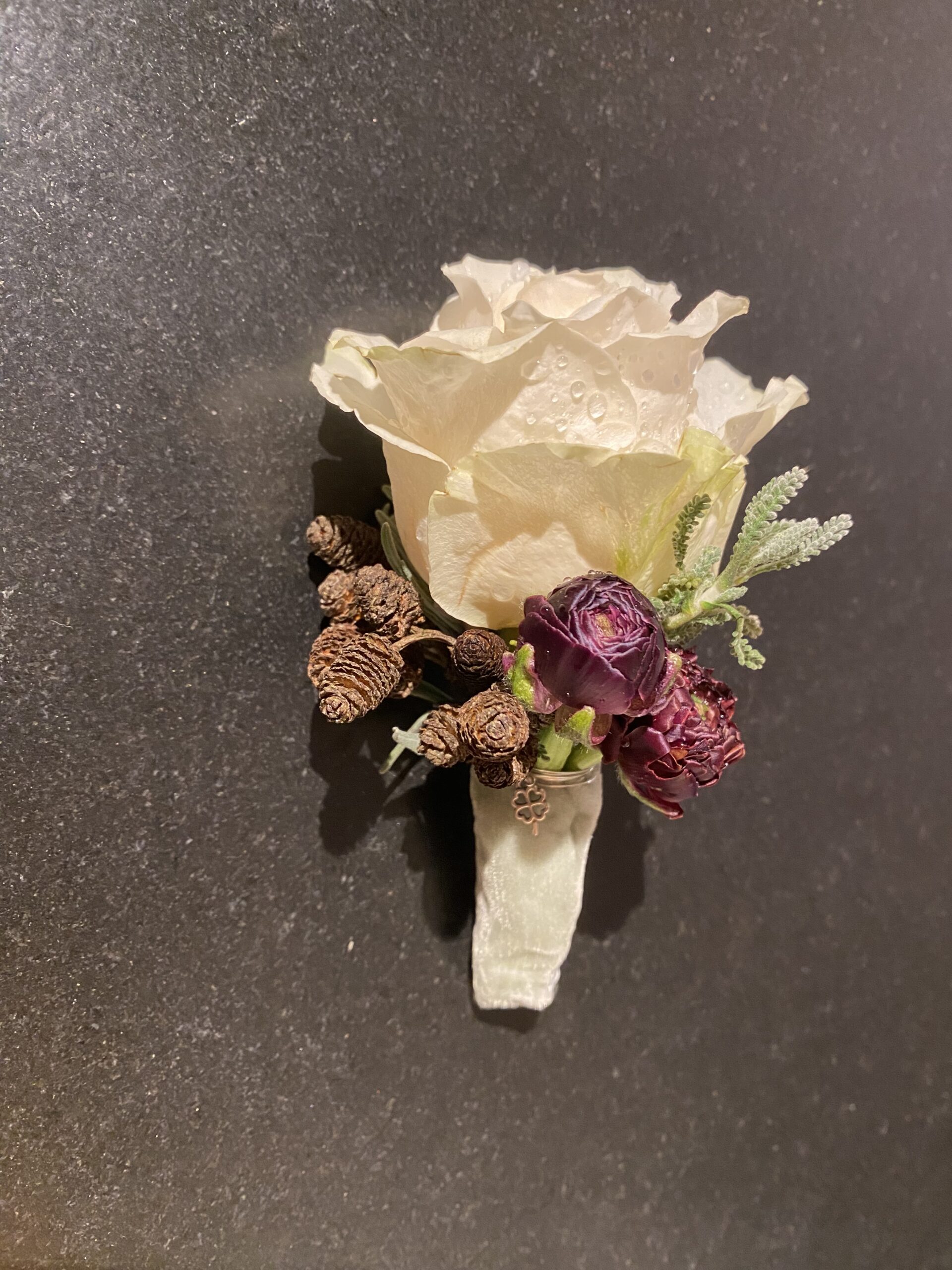 Winterlicher Anstecker Hochzeit Kitzbühel